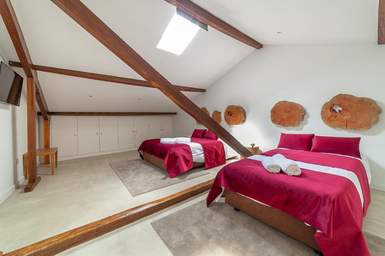 Up Tree Nature Rooms 아베이루 외부 사진